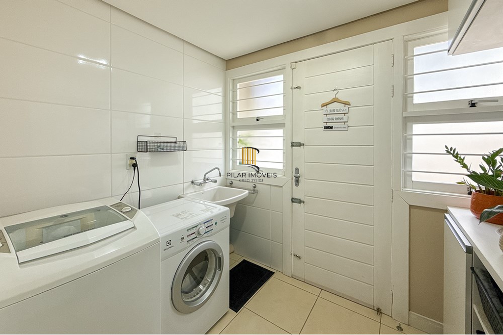Casa 3 dormitórios no bairro Estância Velha