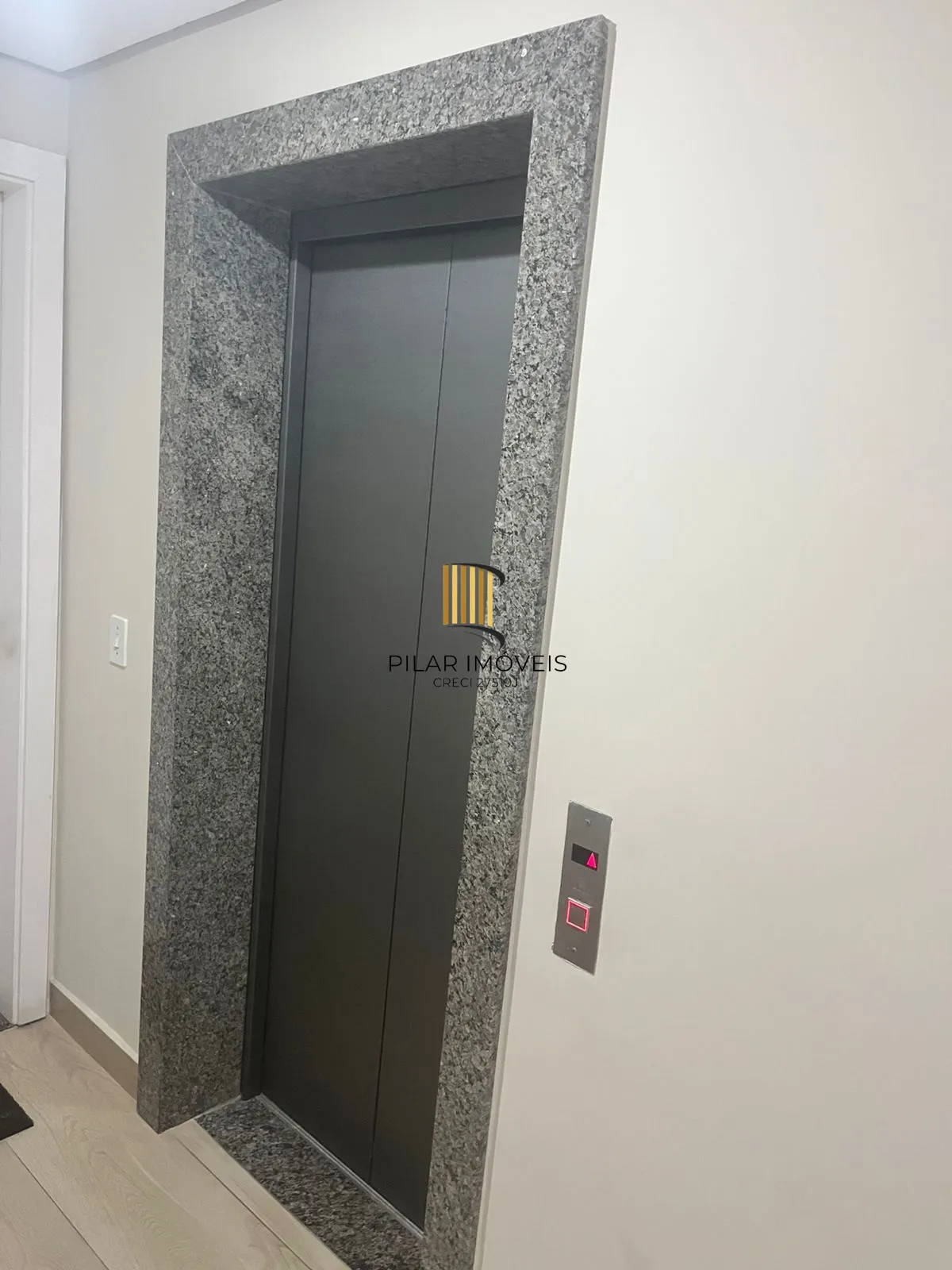 Apartamento 3 dormitórios com Suíte, Lavabo, Churrasqueira e Box – São Sebastião