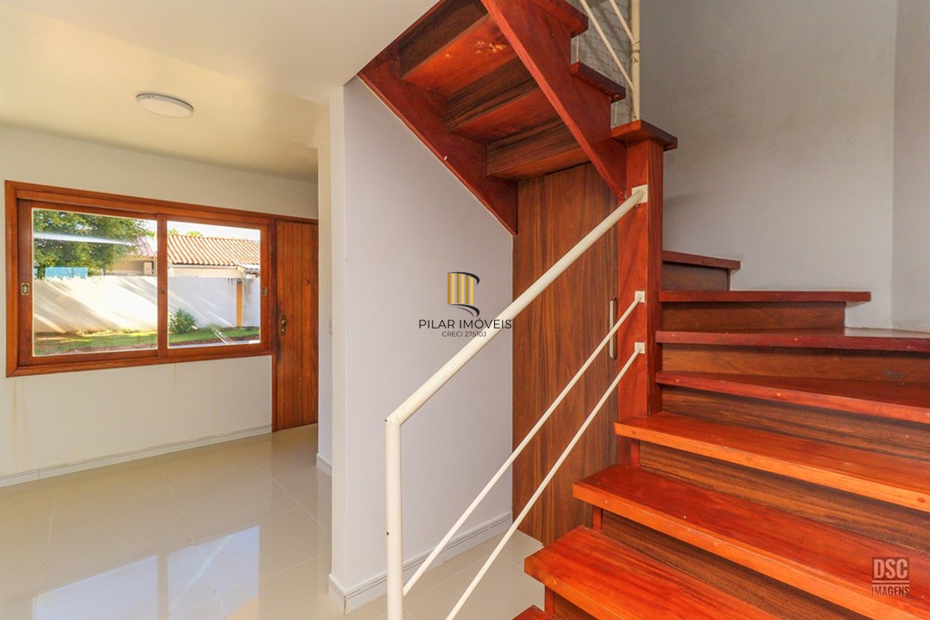 Casa de Condomínio 3 dormitórios no bairro Serraria