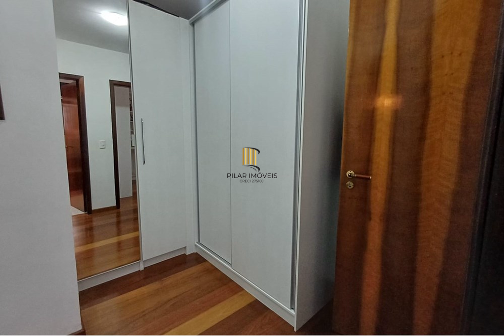 Casa 3 dormitórios no bairro Jardim do Salso