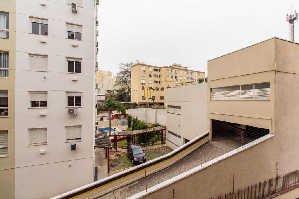 Apartamento 2 dormitórios no bairro Santana