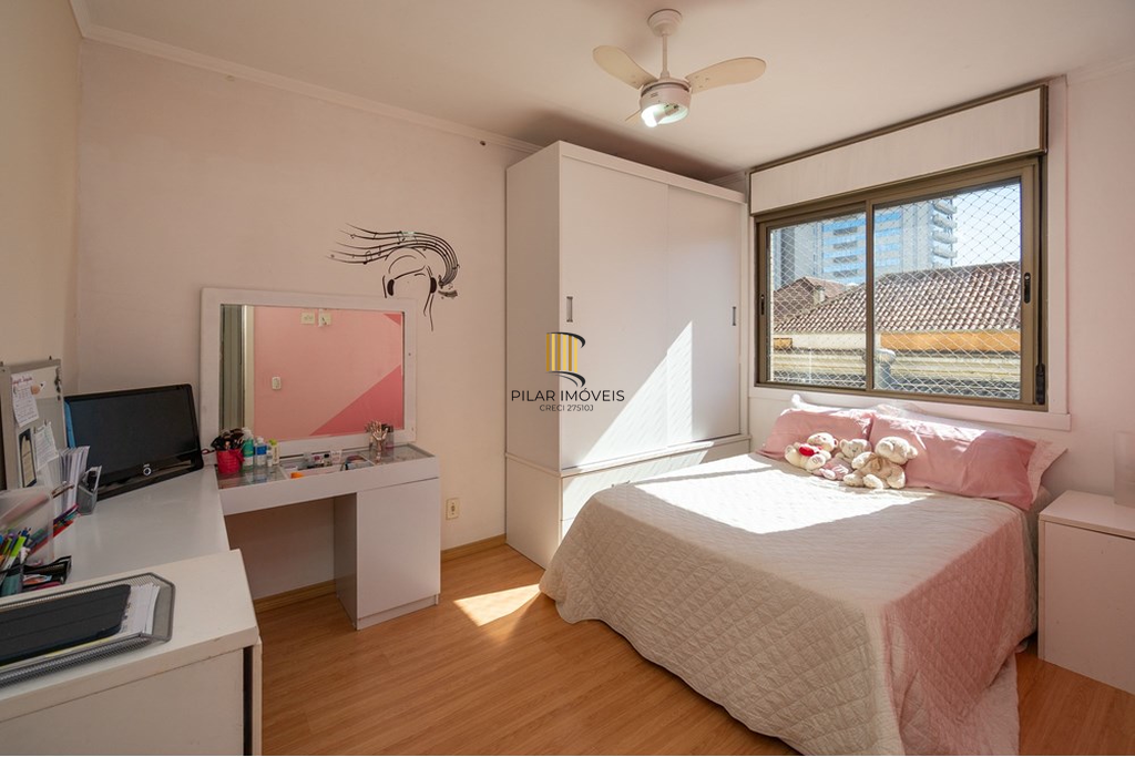 Apartamento 3 dormitórios no bairro Menino Deus