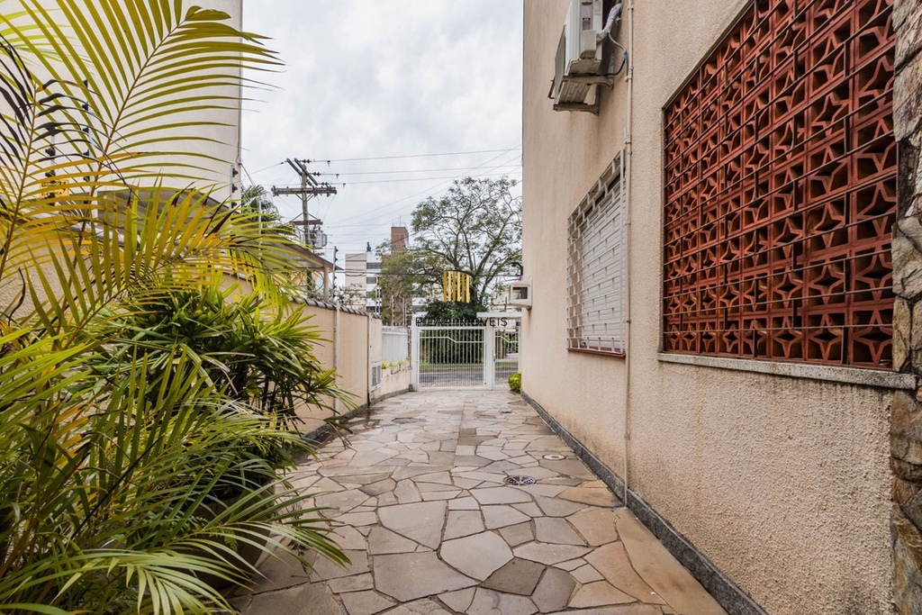 Apartamento 2 dormitórios no bairro São Sebastião