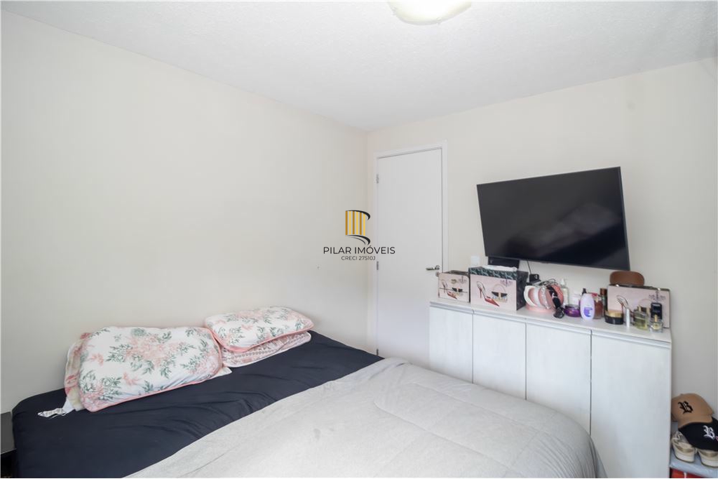 Apartamento 2 dormitórios no bairro Lomba do Pinheiro