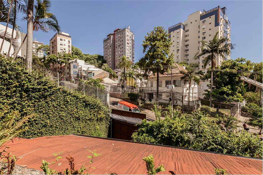 Casa 4 dormitórios no bairro Moinhos de Vento