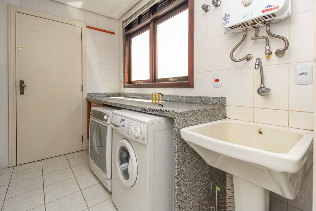 Apartamento 3 dormitórios no bairro Petrópolis