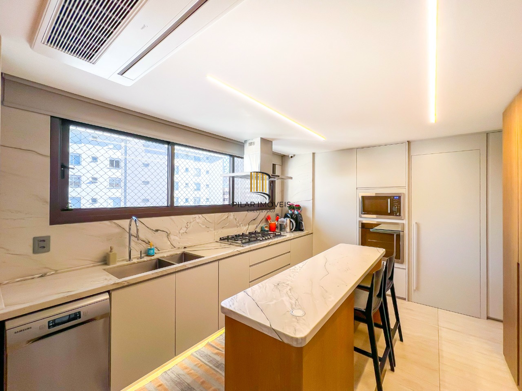 Apartamento 3 dormitórios no bairro Mont Serrat