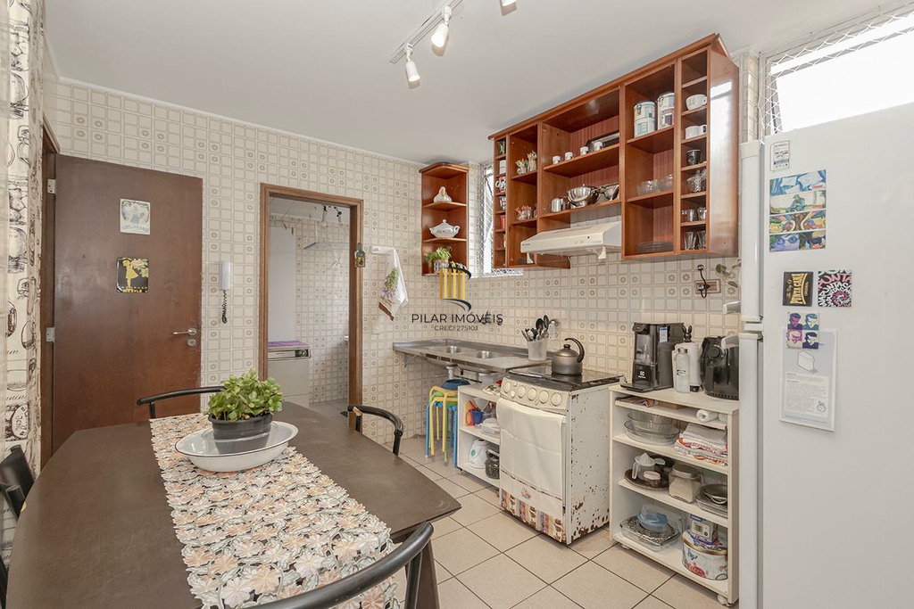 Apartamento 3 dormitórios no bairro Mont Serrat