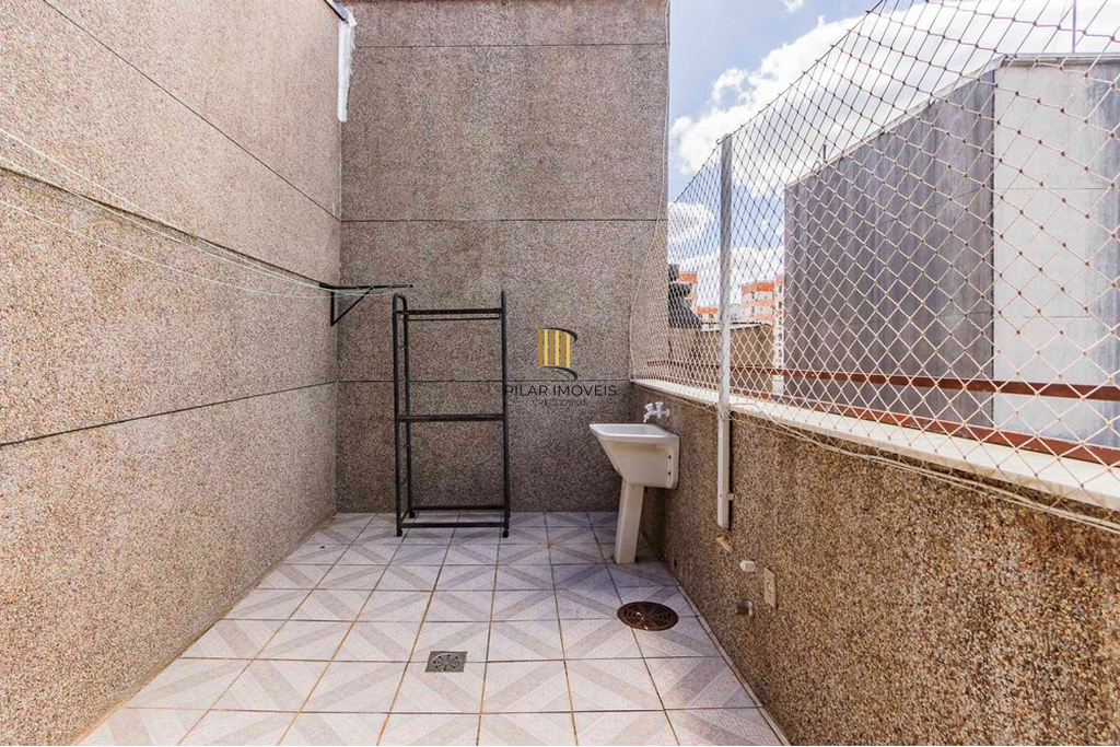 Cobertura 2 dormitórios no bairro Cristo Redentor