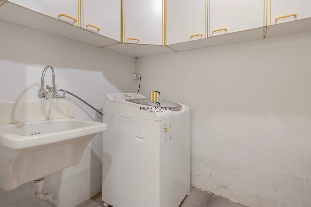 Casa 3 dormitórios no bairro Jardim do Salso