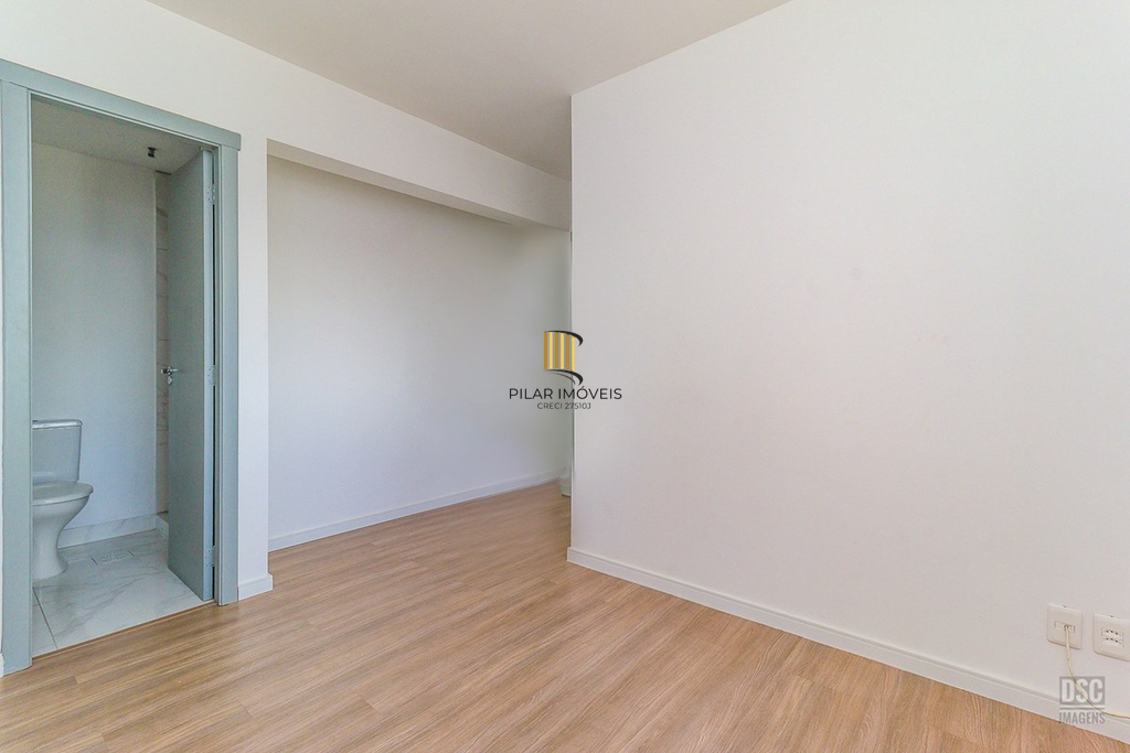 Apartamento 2 dormitórios no bairro Vila Ipiranga