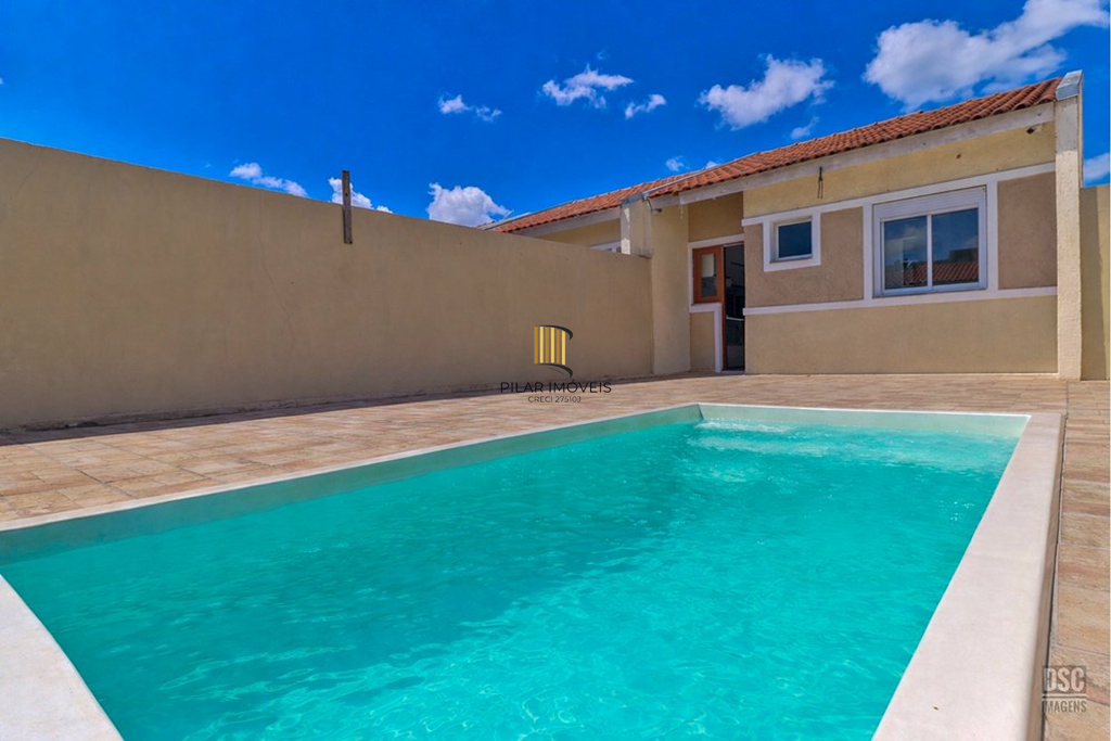 Casa 2 dormitórios no bairro Restinga