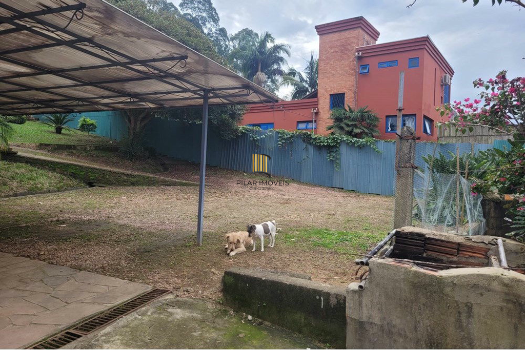 Fazenda no bairro Centro