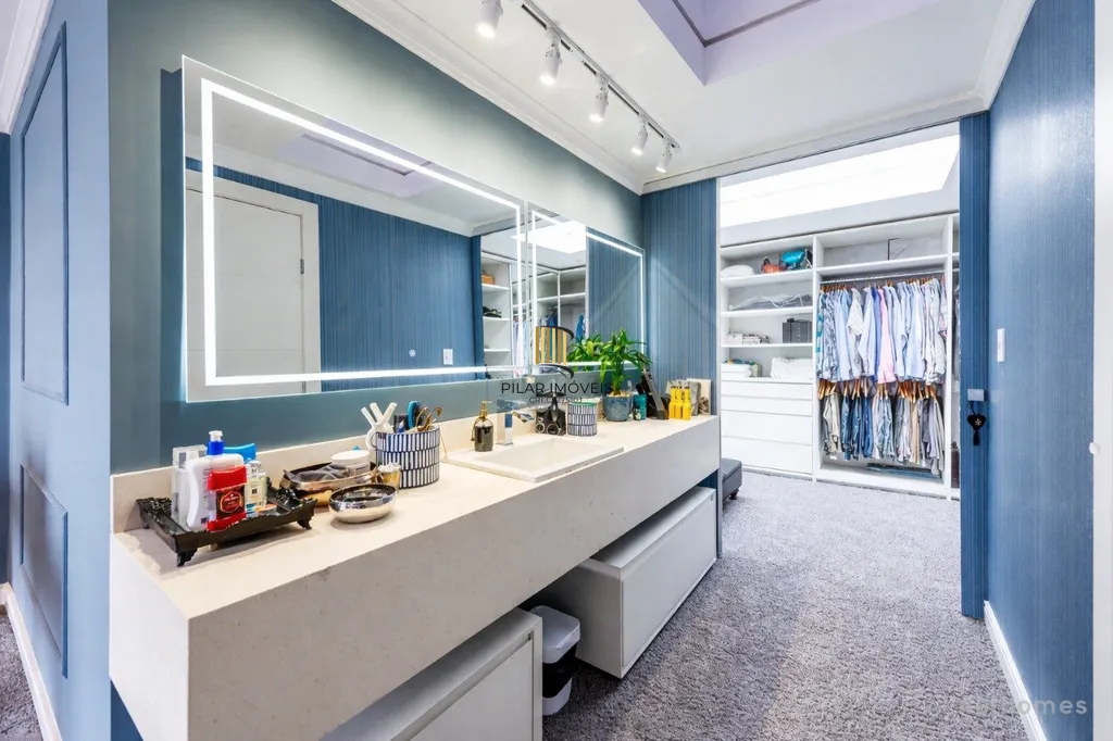 Casa 4 dormitórios no bairro Sétimo Céu