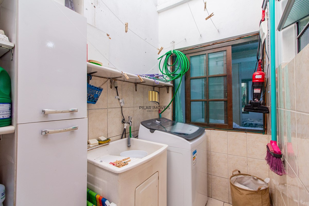 Apartamento 2 dormitórios no bairro Passo da Areia
