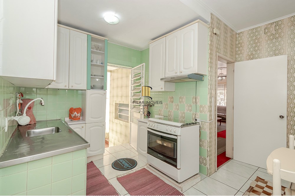 Casa 3 dormitórios no bairro Menino Deus