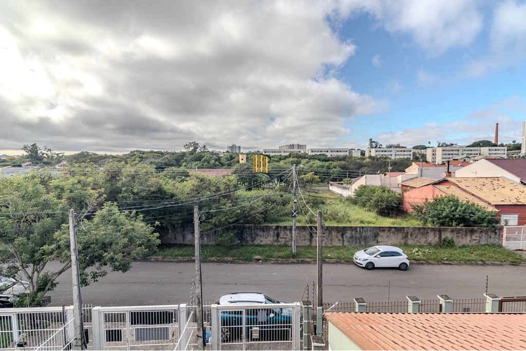Casa 3 dormitórios no bairro Rubem Berta