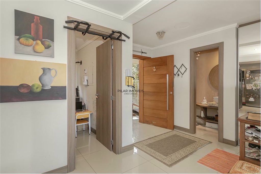 Casa 4 dormitórios no bairro Vila Assunção