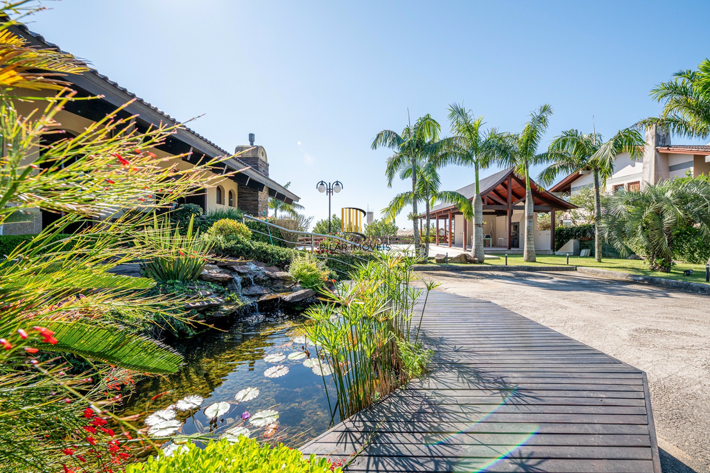 Casa de Condomínio 3 dormitórios no bairro Cavalhada
