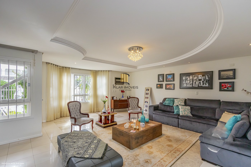 Casa 4 dormitórios no bairro Moinhos de Vento