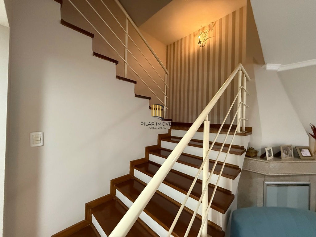 Casa de Condomínio 3 dormitórios no bairro Sarandi