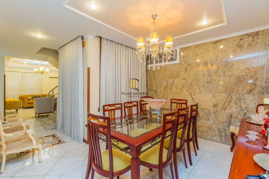 Casa 4 dormitórios no bairro Estância Velha