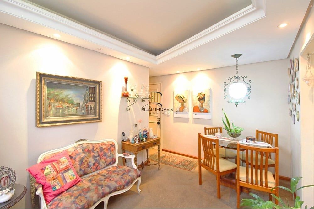Apartamento 2 dormitórios no bairro Glória