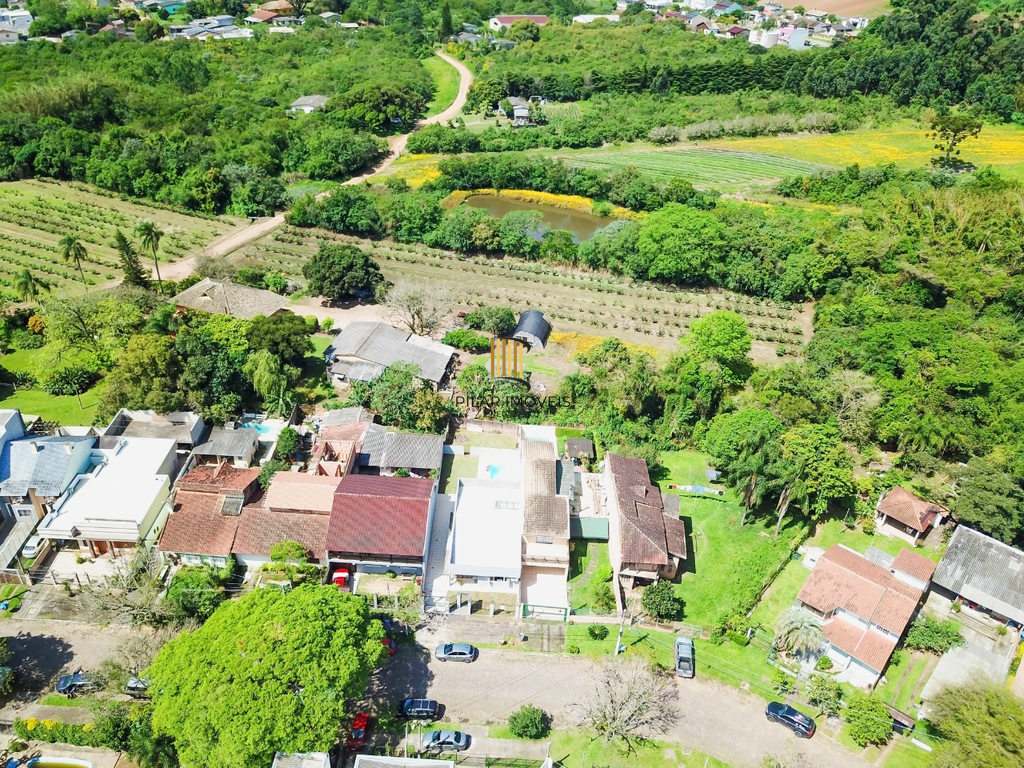 Casa 3 dormitórios no bairro Aberta dos Morros