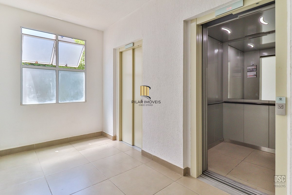 Apartamento 2 dormitórios no bairro Rubem Berta