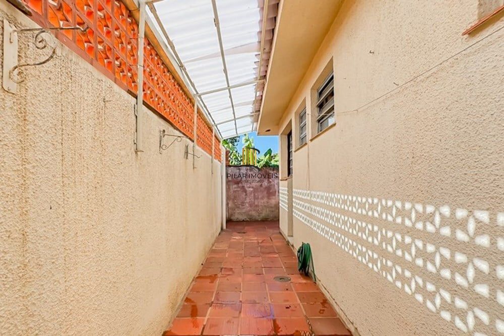 Casa 3 dormitórios no bairro Jardim Lindóia