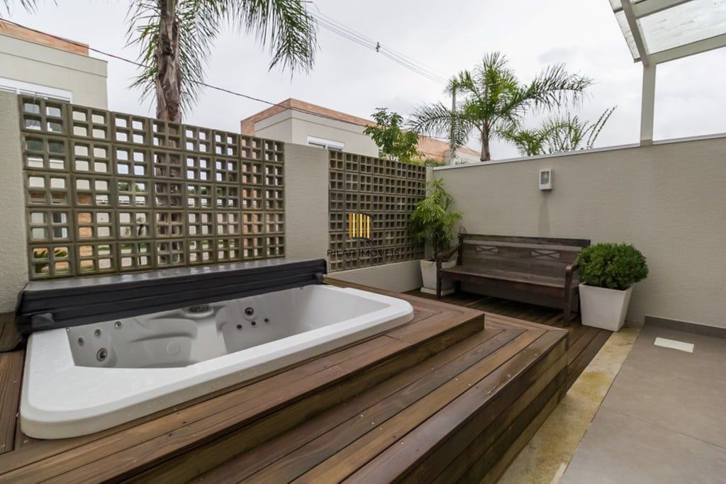 Casa de Condomínio 3 dormitórios no bairro Vila Nova