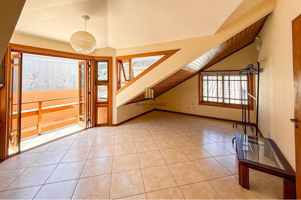 Casa 6 dormitórios no bairro Marechal Rondon