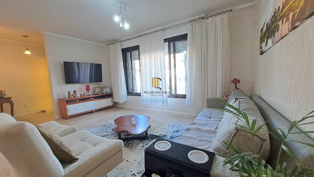 Casa 3 dormitórios no bairro Nonoai