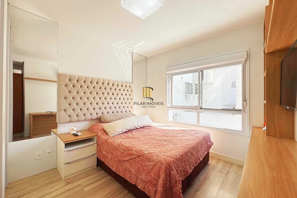 Apartamento 2 dormitórios no bairro Menino Deus