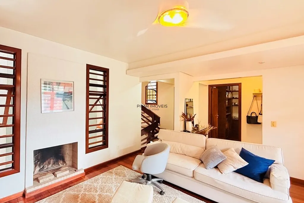 Casa 4 dormitórios no bairro Teresópolis - Pilar Imóveis