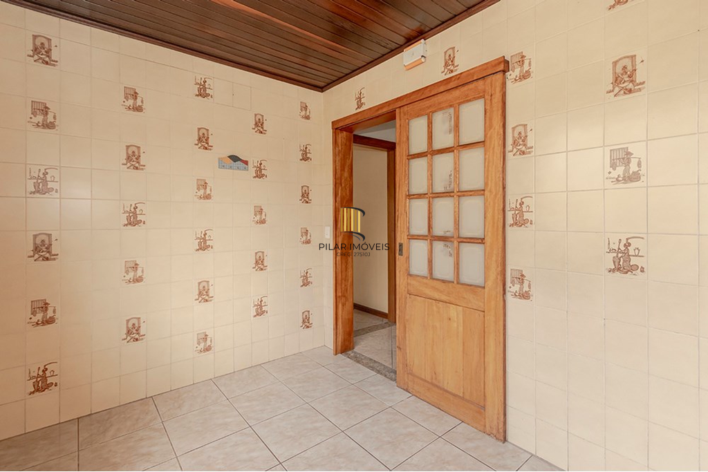 Casa 4 dormitórios no bairro Cavalhada