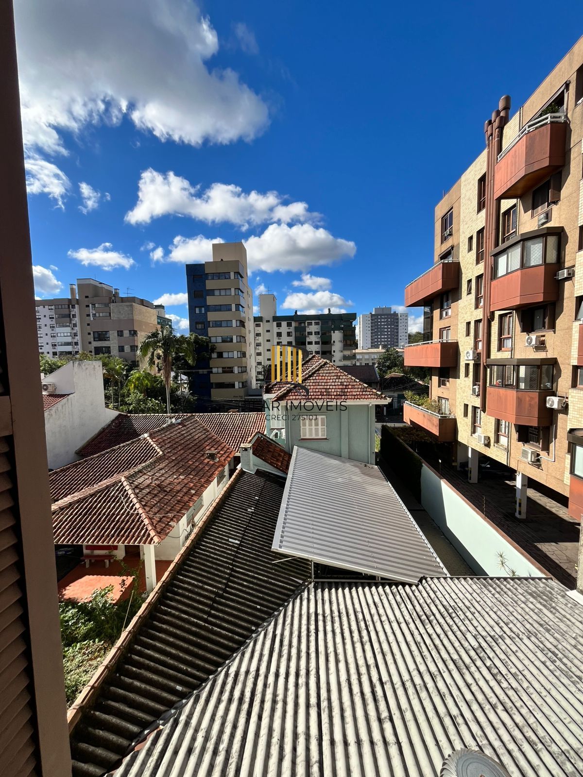 Apto de 01 dorm, na Luzitana, bairro Higienópolis, 46 m2, apenas 01 lance escada