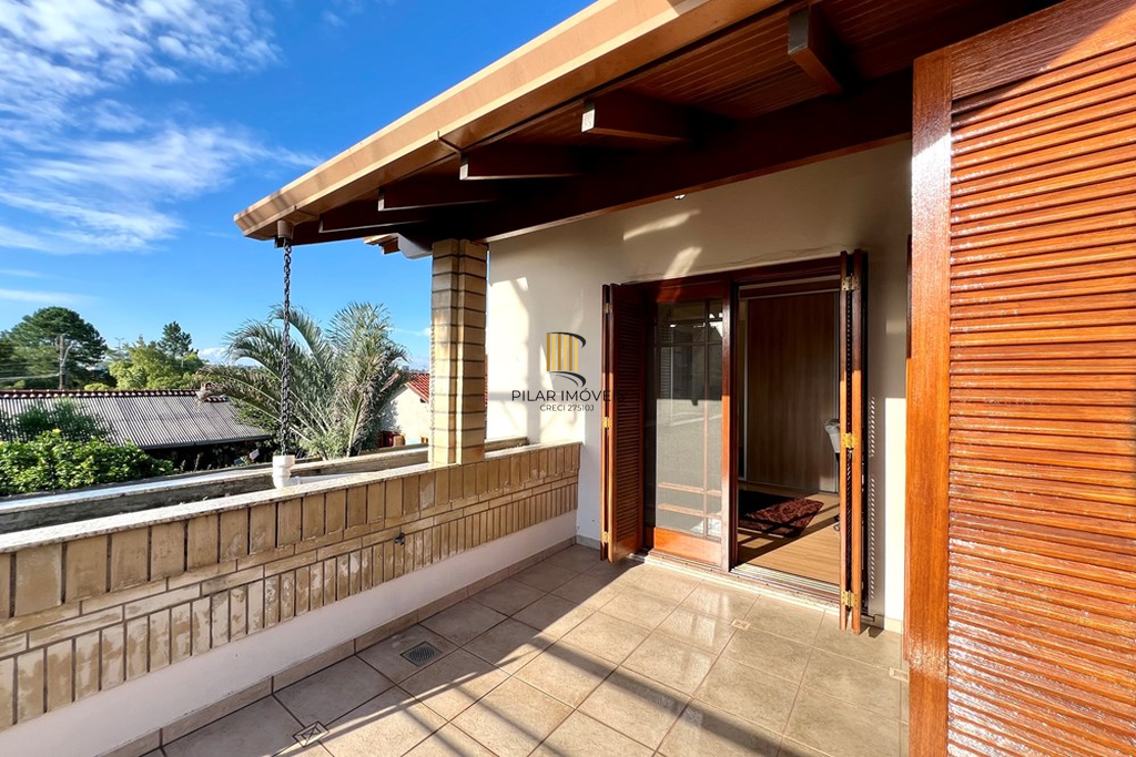 Casa 4 dormitórios no bairro Moinhos de Vento