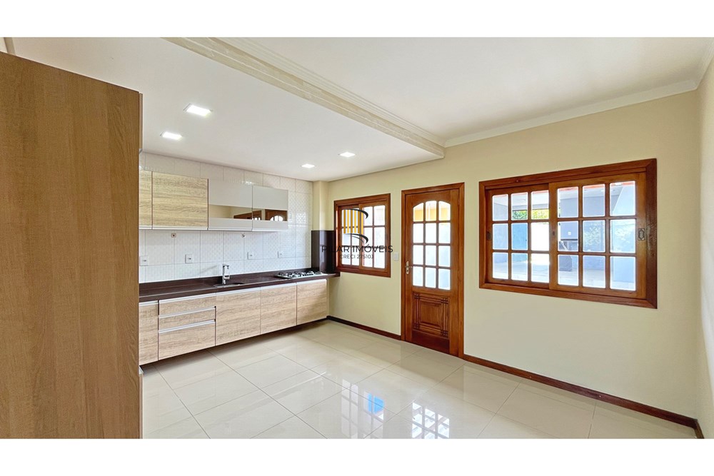 Casa 3 dormitórios no bairro Espírito Santo