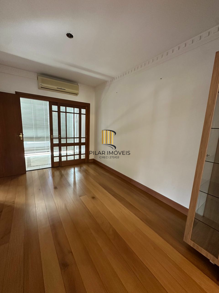 Casa 3 dormitórios no bairro Tristeza