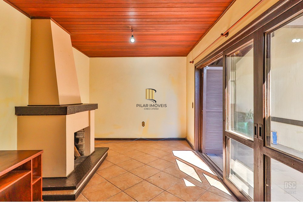 Casa 3 dormitórios no bairro Ipanema