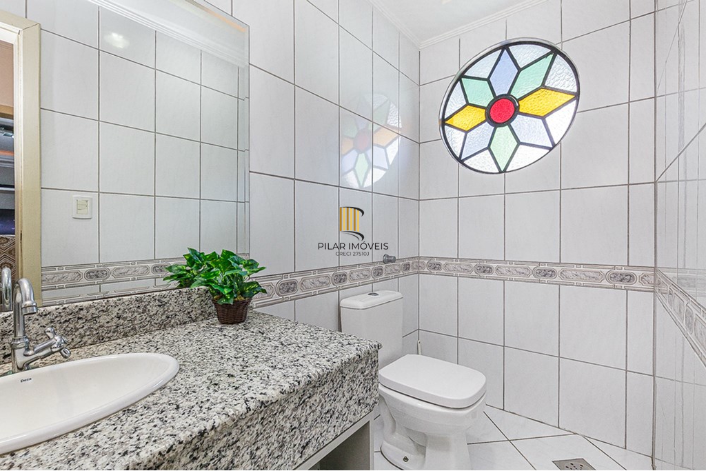 Casa 5 dormitórios no bairro Vila Ipiranga