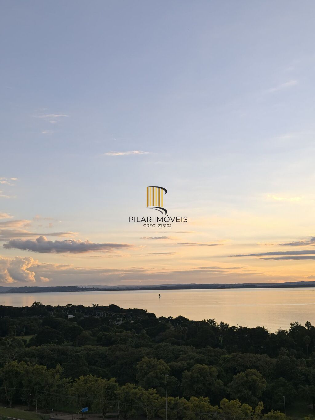 Apartamento 3 dormitórios no bairro Praia de Belas