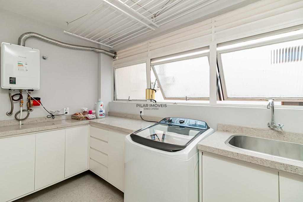 Apartamento 3 dormitórios no bairro Petrópolis