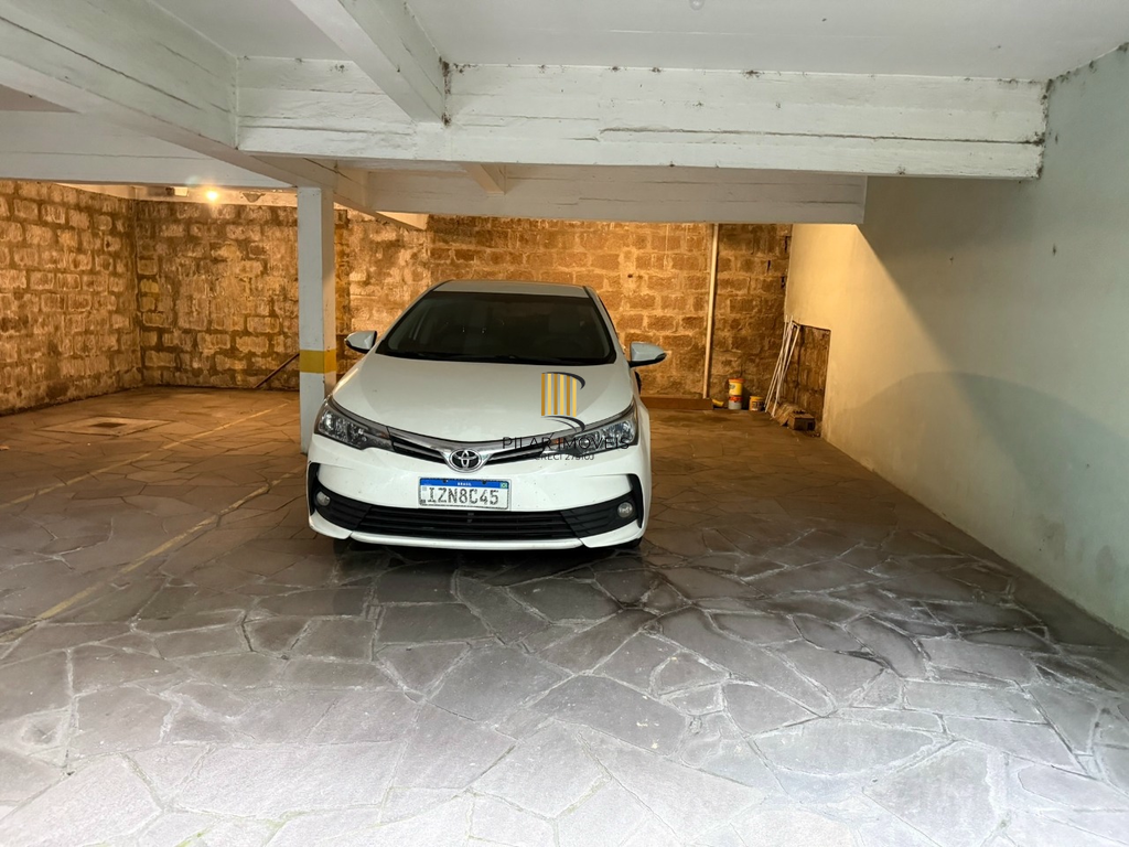 Cobertura 3 dormitórios no bairro Petrópolis