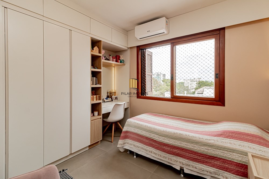 Apartamento 3 dormitórios no bairro Menino Deus