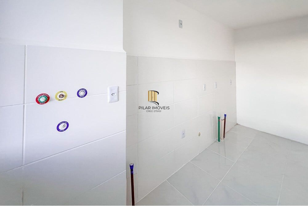 Apartamento 2 dormitórios no bairro Igara