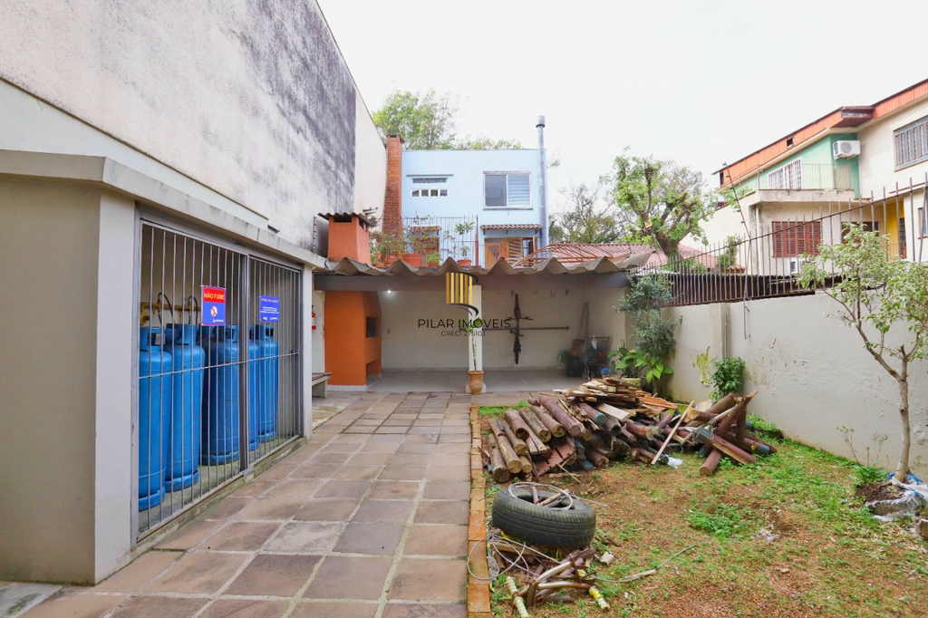 Apartamento 3 dormitórios no bairro Farroupilha