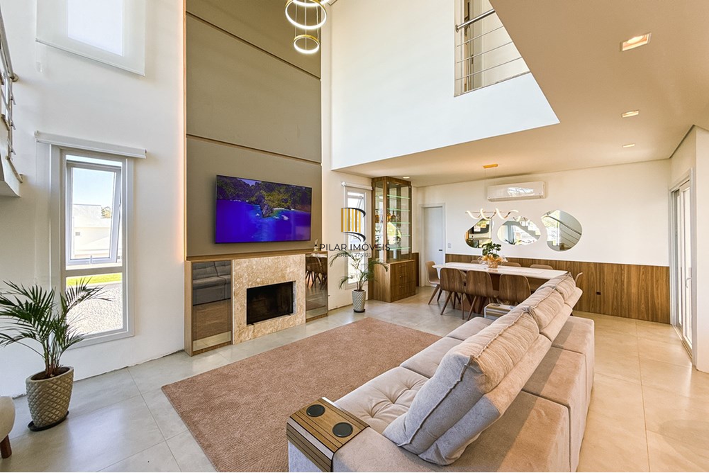 Casa de Condomínio 3 dormitórios no bairro Sanga Funda