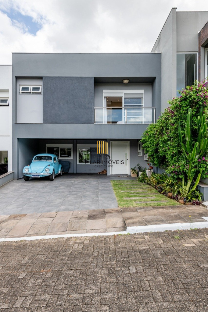 Casa de Condomínio 3 dormitórios no bairro Vila Nova